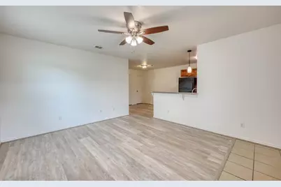 1511 N Claremont Circle, Marble Falls, TX 78654 - Photo 2