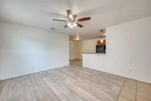 1511 N Claremont Cir, Marble Falls, TX 78654 - Photo 2