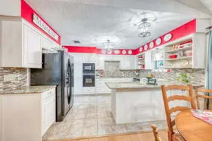 322 San Saba St, Meadowlakes, TX 78654 - Photo 10