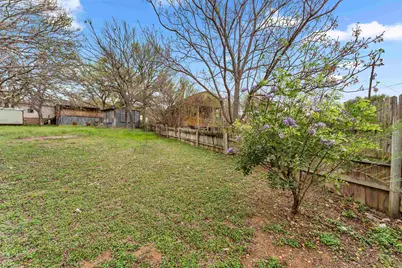 201 Wyatt, Kingsland, TX 78639 - Photo 36