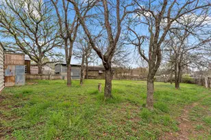 201 Wyatt, Kingsland, TX 78639 - Photo 34