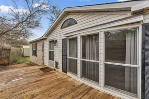 201 Wyatt, Kingsland, TX 78639 - Photo 2