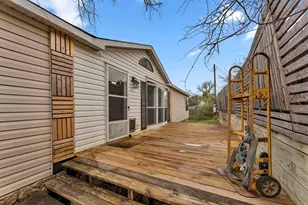 201 Wyatt, Kingsland, TX 78639 - Photo 4