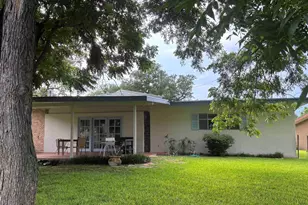 112 E Heron Dr, Highland Haven, TX 78654 - Photo 8