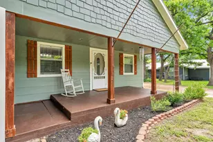 1303 Oak St, Burnet, TX 78611 - Photo 4