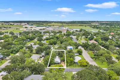 1303 Oak Street, Burnet, TX 78611 - Photo 2