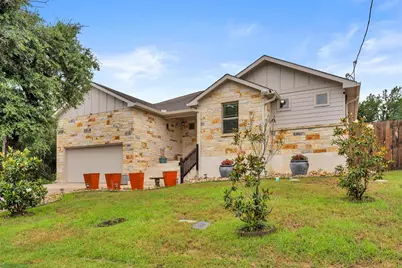 511 Taylor Dr, Horseshoe Bay, TX 78657 - Photo 1