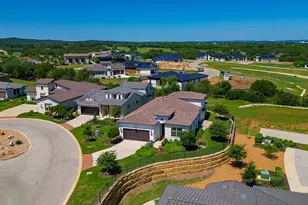 110 Delfino Pl, Horseshoe Bay, TX 78657 - Photo 4
