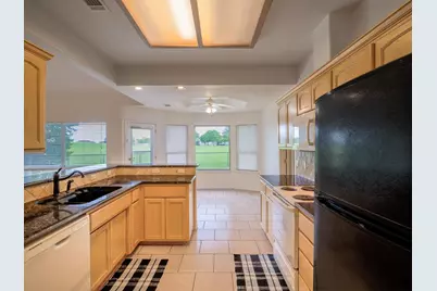 408 Spyglass, Meadowlakes, TX 78654 - Photo 10