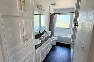 1011 Santa Fe Trail, Horseshoe Bay, TX 78657 - Photo 24