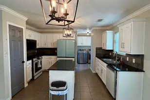 1011 Santa Fe Trail, Horseshoe Bay, TX 78657 - Photo 12