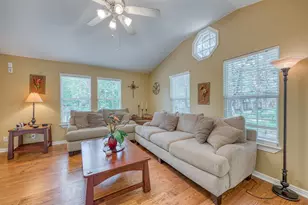 113 Red Bird, Kingsland, TX 78639 - Photo 6