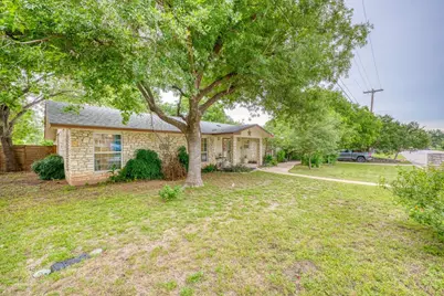 301 6th Street, Marble Falls, TX 78654 - Photo 2