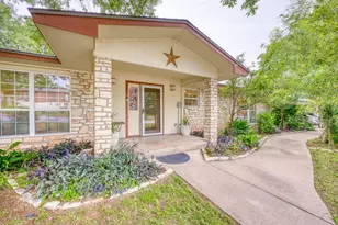 301 6th St, Marble Falls, TX 78654 - Photo 1