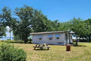 1011 Pebble Dr, Buchanan Dam, TX 78609 - Photo 6