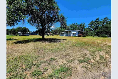 1011 Pebble Drive, Buchanan Dam, TX 78609 - Photo 2