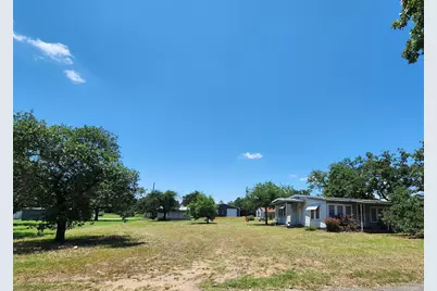 1011 Pebble Drive, Buchanan Dam, TX 78609 - Photo 1