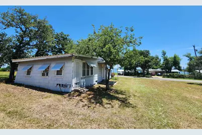 1011 Pebble Drive, Buchanan Dam, TX 78609 - Photo 8