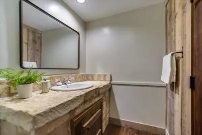 102 Bunny Run, Horseshoe Bay, TX 78657 - Photo 24
