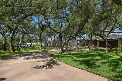102 Bunny Run, Horseshoe Bay, TX 78657 - Photo 4