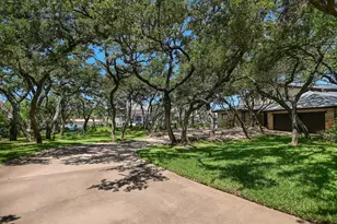 102 Bunny Run, Horseshoe Bay, TX 78657 - Photo 4