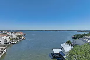102 Bunny Run, Horseshoe Bay, TX 78657 - Photo 2