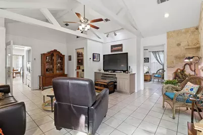 303 W Briarway, Granite Shoals, TX 78654 - Photo 8