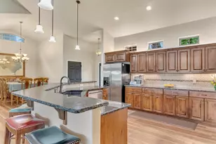 124 Riverbend Ln, Kingsland, TX 78639 - Photo 10