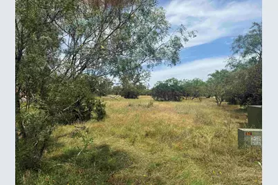 310 Lakawana, Horseshoe Bay, TX 78657 - Photo 2