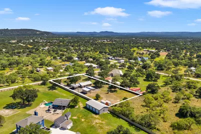 115 Leo Lane, Buchanan Dam, TX 78609 - Photo 40