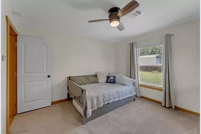 115 Leo Lane, Buchanan Dam, TX 78609 - Photo 22
