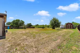 115 Leo Ln, Buchanan Dam, TX 78609 - Photo 38