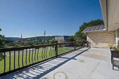 401 Crestview Dr, Marble Falls, TX 78654 - Photo 8
