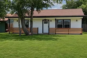 6811 River Oaks Dr, Kingsland, TX 78639 - Photo 1