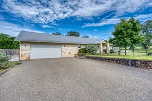 215 McGee Trail, Kingsland, TX 78639 - Photo 38