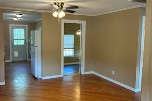 301 N Rhomberg, Burnet, TX 78611 - Photo 6