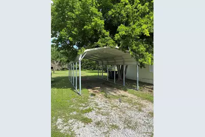 301 N Rhomberg, Burnet, TX 78611 - Photo 22