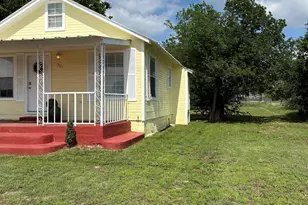 301 N Rhomberg, Burnet, TX 78611 - Photo 26