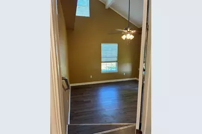 301 N Rhomberg, Burnet, TX 78611 - Photo 14