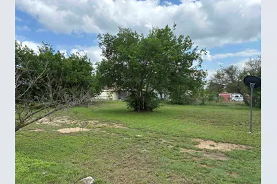 301 N Rhomberg, Burnet, TX 78611 - Photo 20
