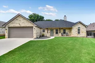705 Woodland Park Dr, Marble Falls, TX 78654 - Photo 1