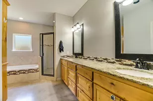 705 Woodland Park Dr, Marble Falls, TX 78654 - Photo 12