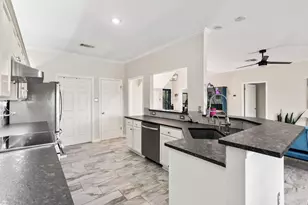971 Barbara Dr, New Braunfels, TX 78130 - Photo 14