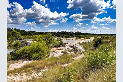 211 E Highway 29, Llano, TX 78643 - Photo 26