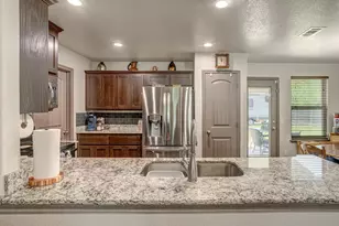 600 E Pecan St, Burnet, TX 78611 - Photo 18