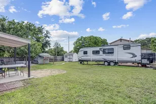 600 E Pecan St, Burnet, TX 78611 - Photo 34