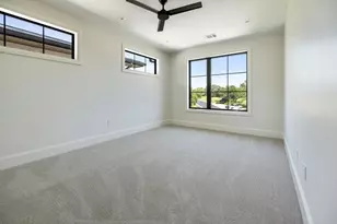 701-B Hi Circle North Dr, Horseshoe Bay, TX 78657 - Photo 20