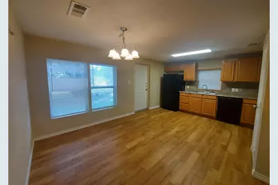 1010 Barrier Ln, Marble Falls, TX 78654 - Photo 4