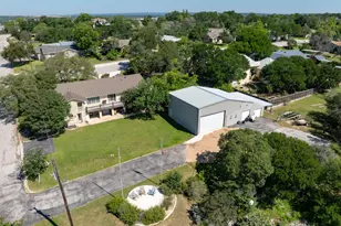 401 Crestview Dr, Marble Falls, TX 78654 - Photo 2
