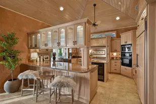 105 Dalton, Horseshoe Bay, TX 78657 - Photo 12